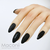 Stiletto Black Maven