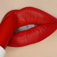 Lipstick - Calabasas Queen