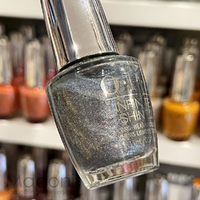 OPI Nails the Runway (IS)