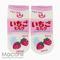 Socks - Strawberry Milk